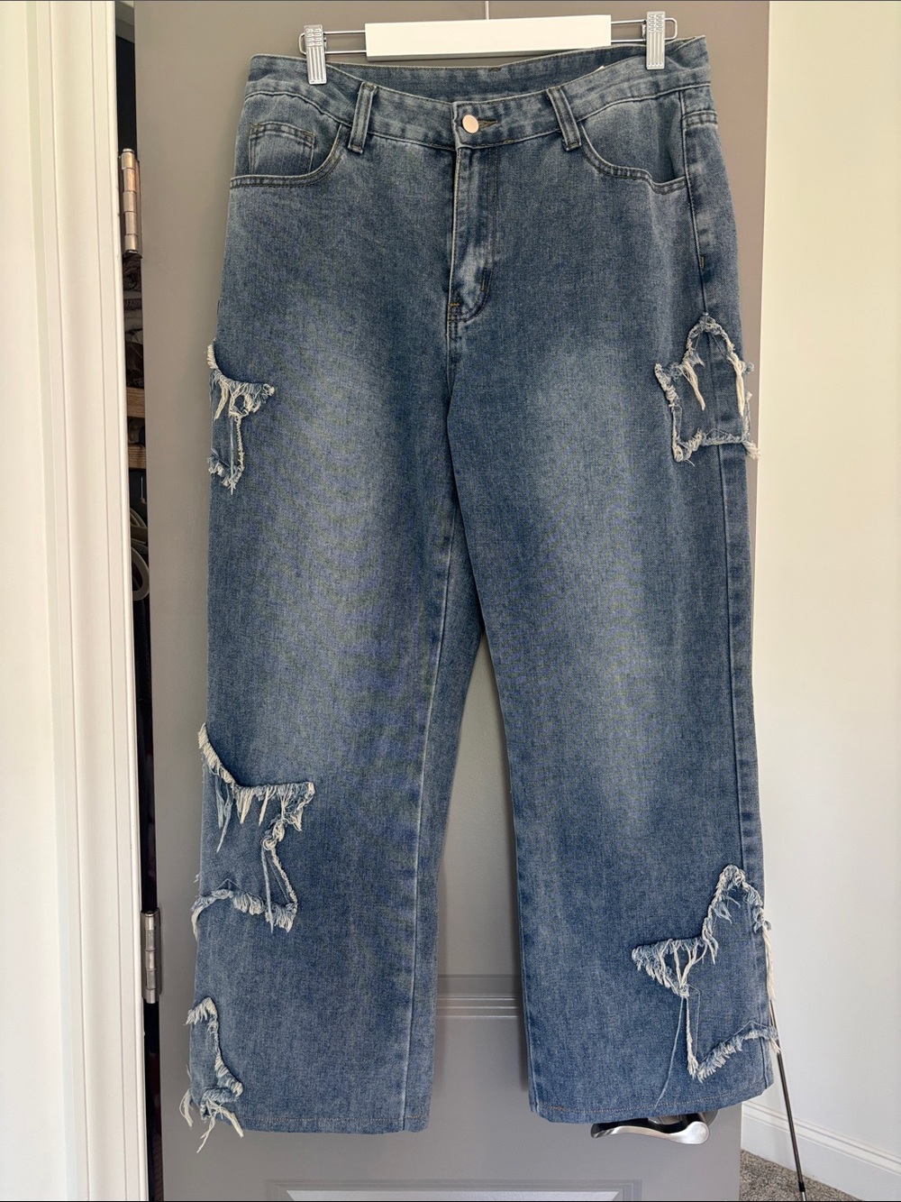 ROMWE Distressed Blue Wide-Leg Star Patch Jeans